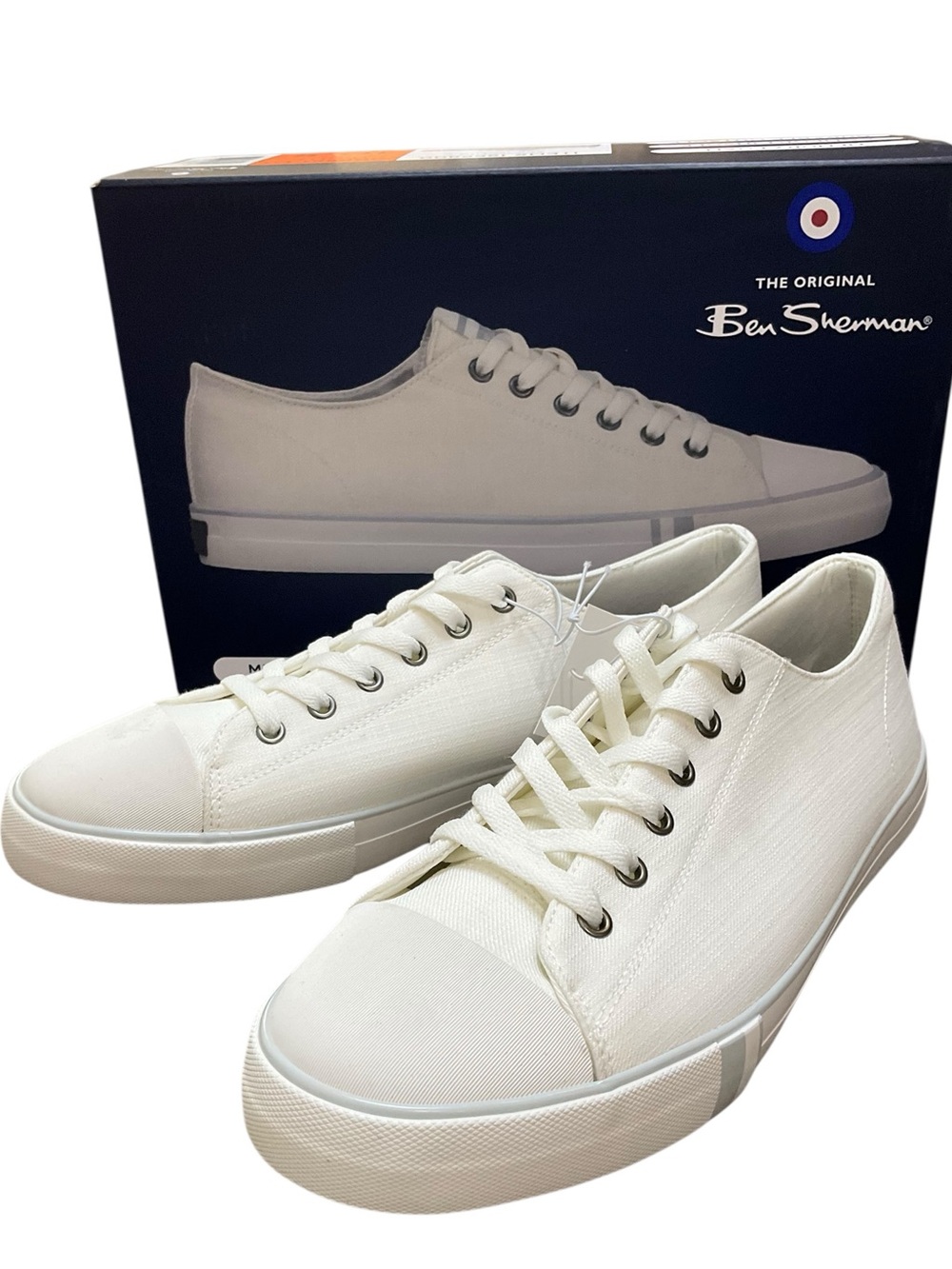 Ben Sherman Men’s Canvas White Shoes Size 10.5 NEW in Box